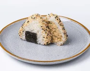 Онігірі з тунцем